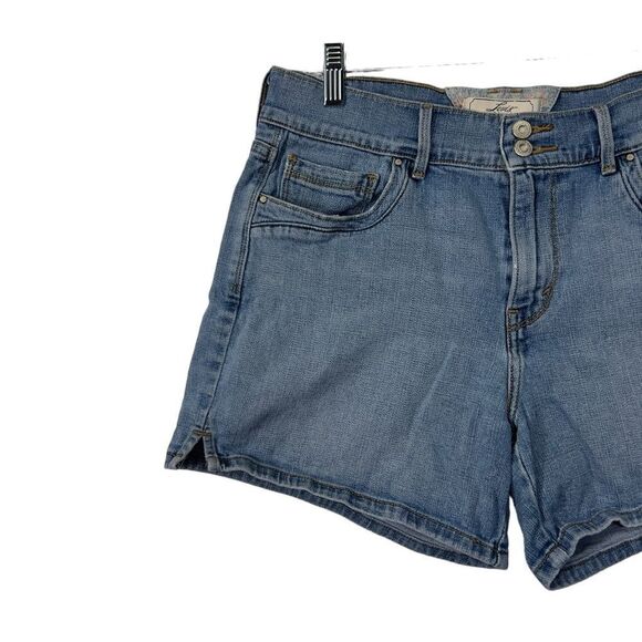 Levi's San Francisco high rise  Denim Shorts Red Tab Size 8 - Picture 2 of 16